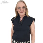 Lady Day Shirt Courtney vhals kantje Zwart